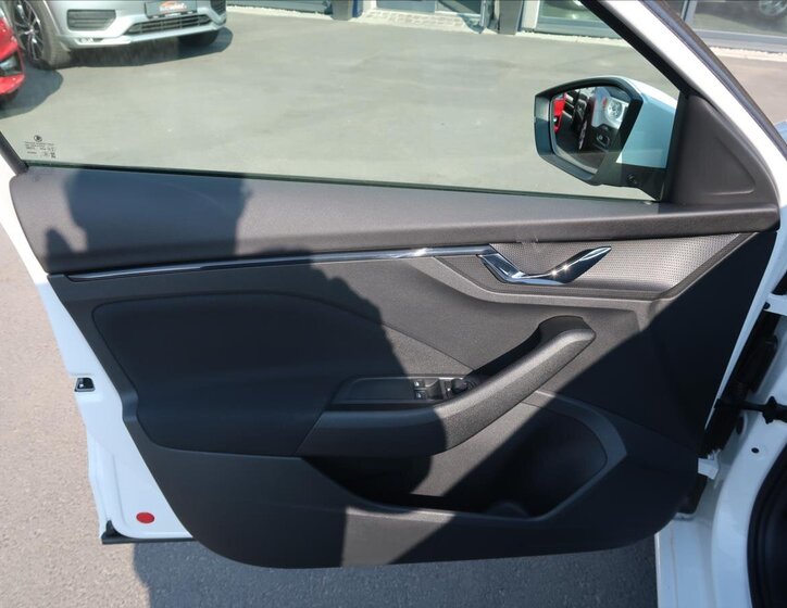 Škoda Scala Hatchback 999,0 70 kw