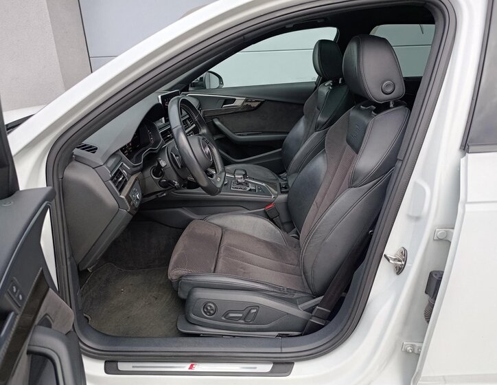 Audi S4 Kombi 3,0 l 260 kw