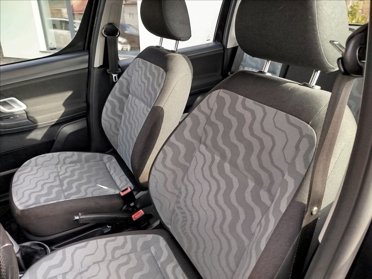Škoda Roomster MPV 1,2 l 51 kw