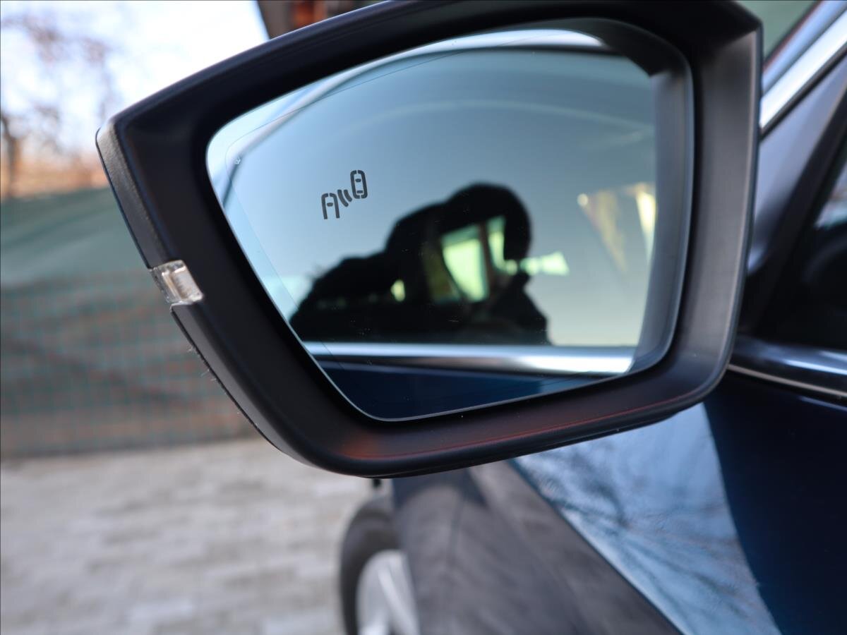 Škoda Superb Kombi 2,0 l 110 kw