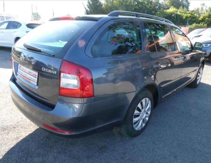Škoda Octavia 10