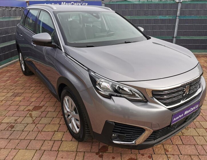 Peugeot 5008 MPV 1,5 l 96 kw