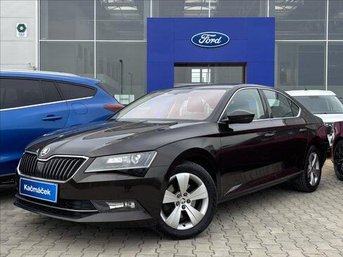 Škoda Superb Sedan / Limuzína 2,0 l 140 kw