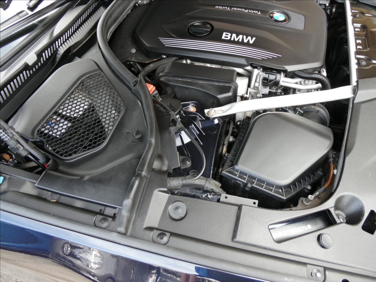 BMW Řada 5 Kombi 3,0 l 235 kw