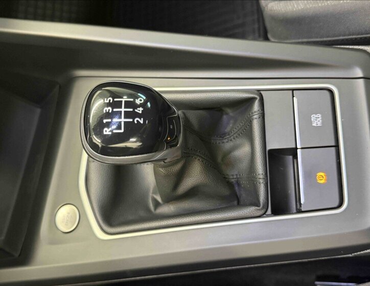 Volkswagen Golf Kombi 999,0 81 kw