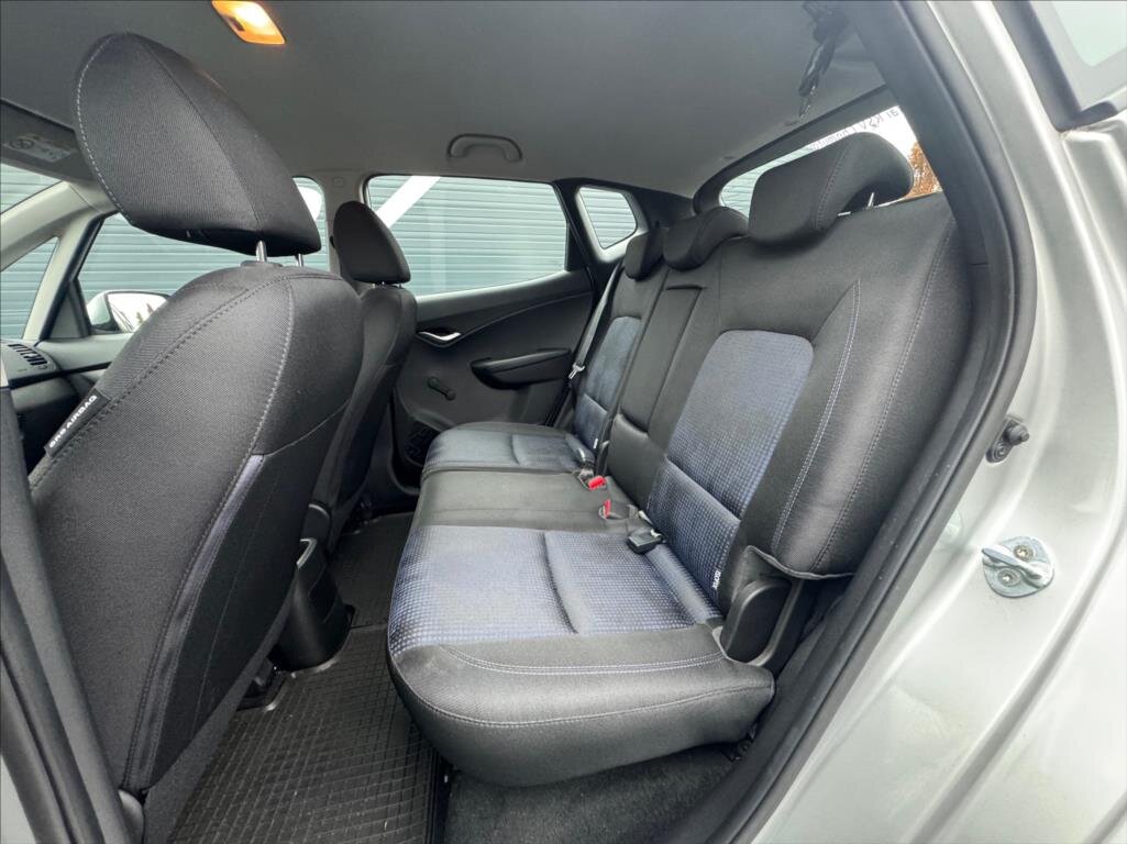 Hyundai ix20 MPV 1,6 l 91 kw