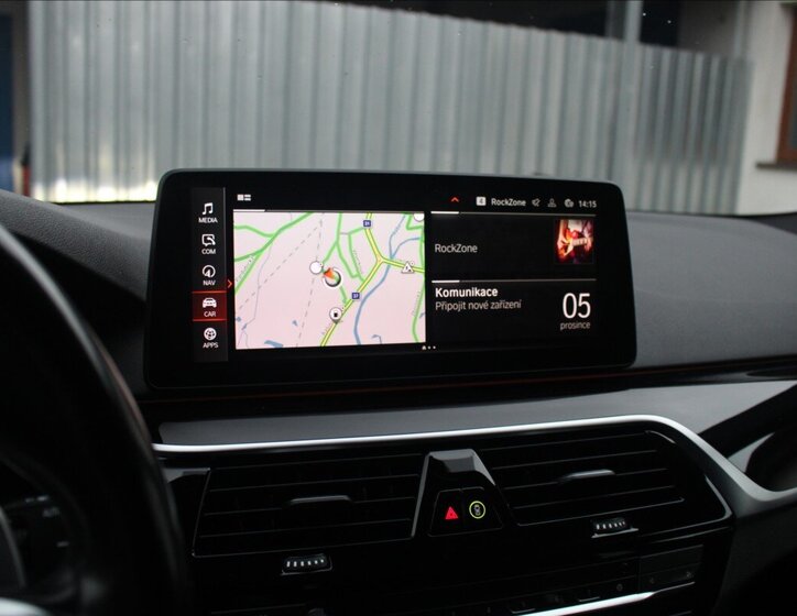 BMW Řada 5 Kombi 3,0 l 210 kw