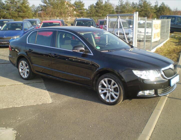 Škoda Superb 3