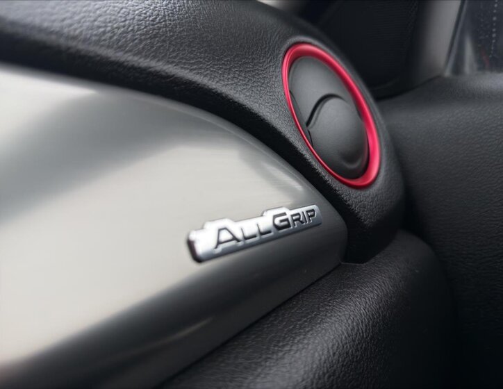 Suzuki Vitara SUV / Terénní 1,4 l 103 kw