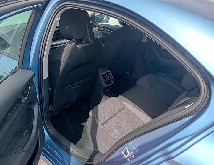 Škoda Octavia Sedan / Limuzína 1,5 l 110 kw