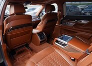 BMW Řada 7 Sedan / Limuzína 6,6 l 430 kw