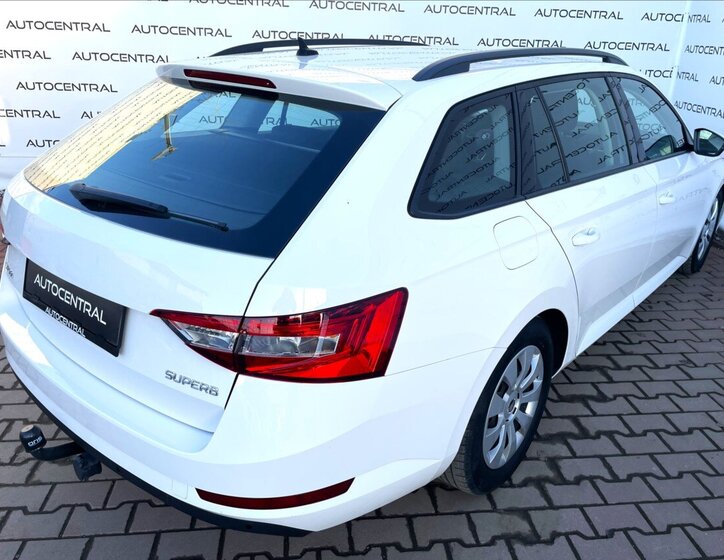 Škoda Superb Kombi 1,4 l 92 kw