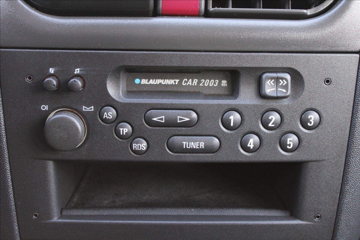 Opel Corsa Hatchback 973,0 43 kw