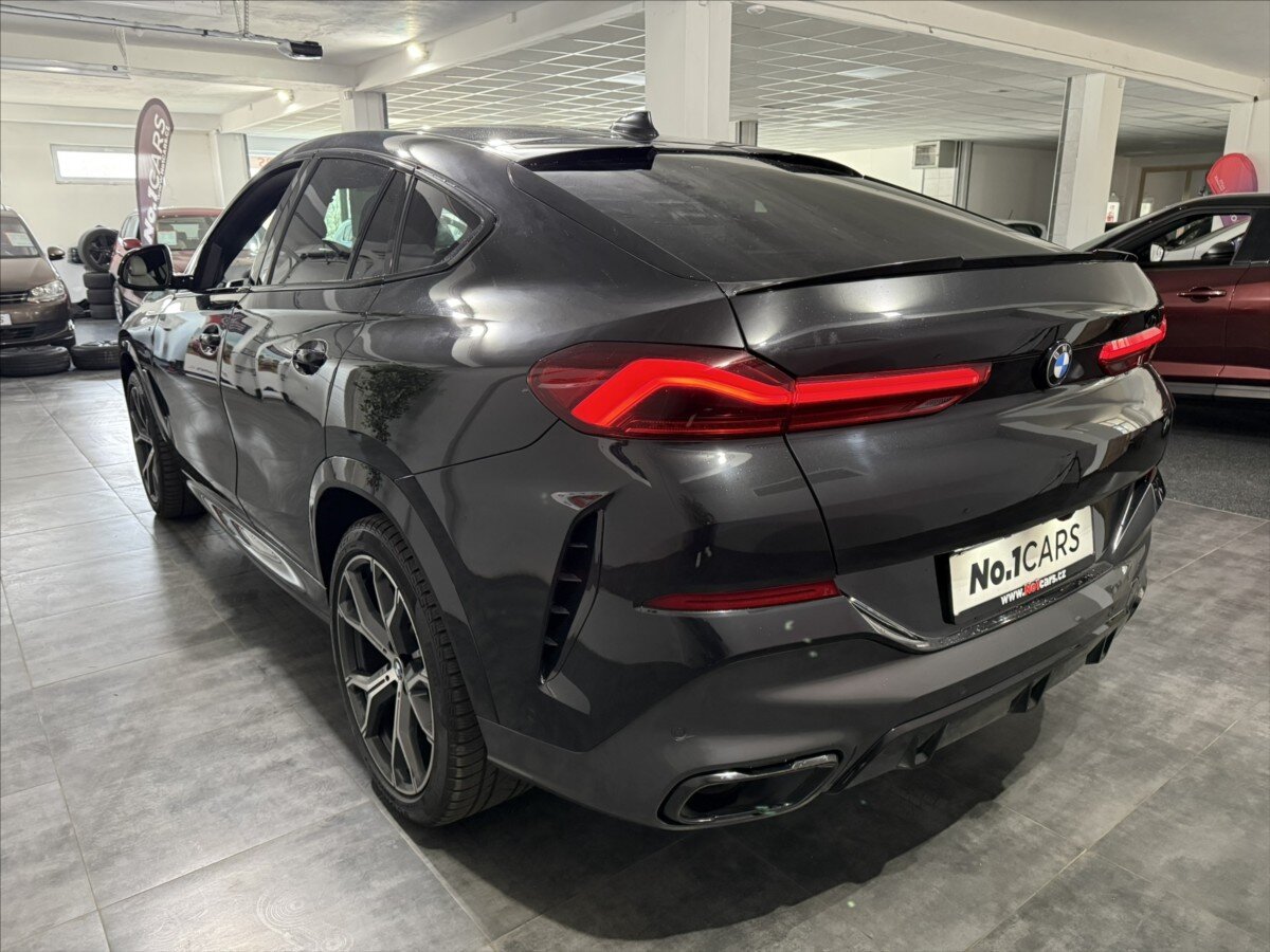BMW X6 Sedan / Limuzína 3,0 l 250 kw