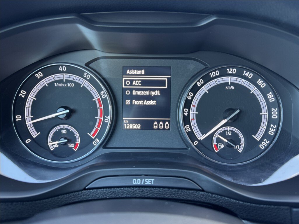 Škoda Karoq Kombi 1,5 l 110 kw