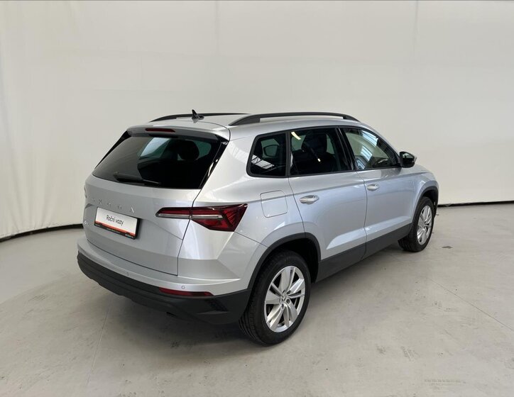 Škoda Karoq SUV 1,5 l 110 kw