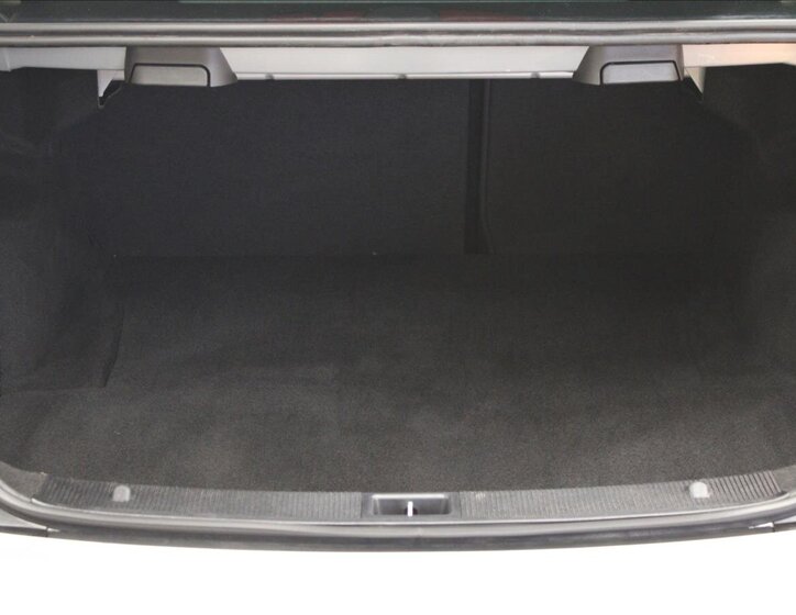 Mercedes-Benz Třídy C 8