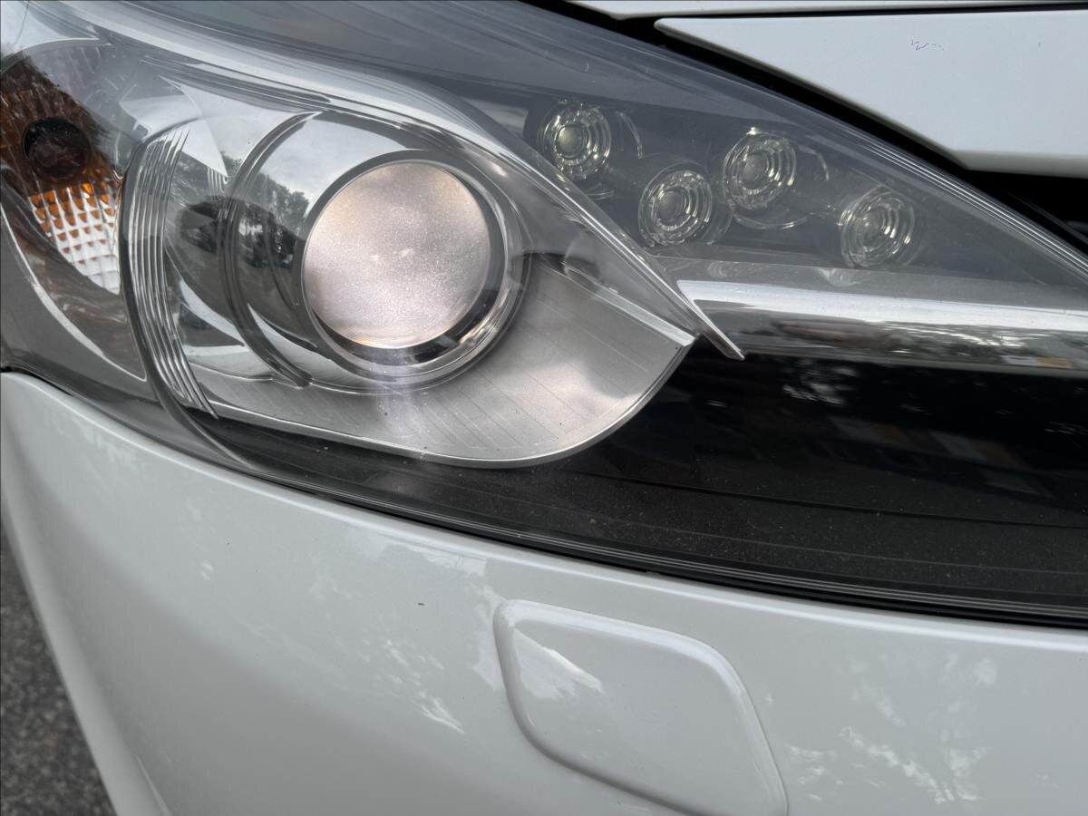 Toyota Verso MPV 2,0 l 91 kw