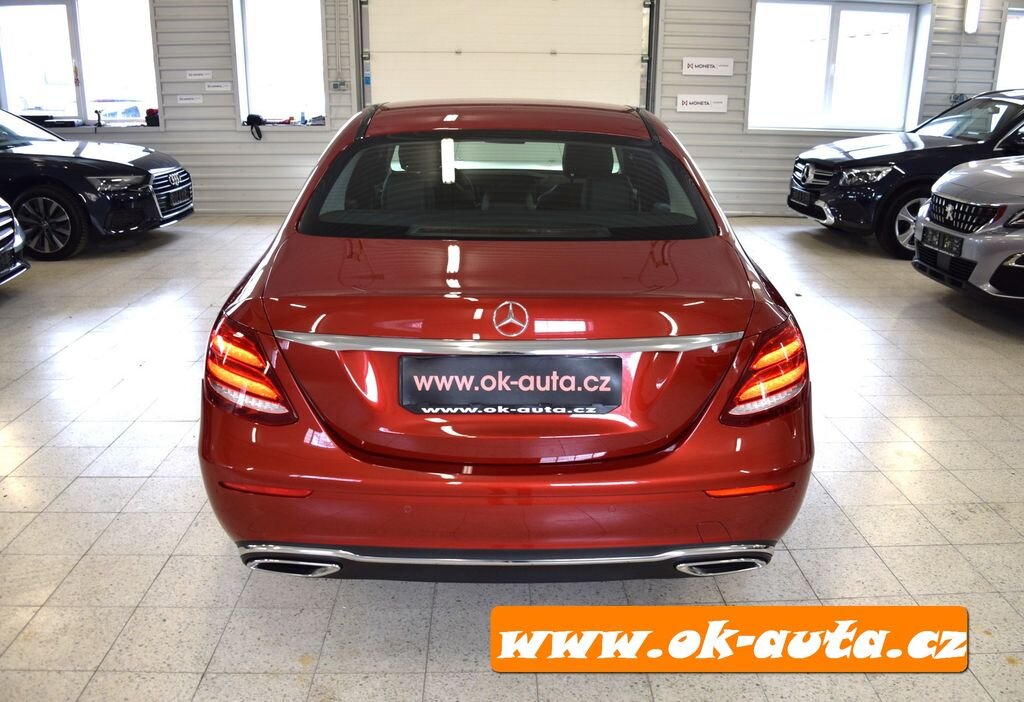 Mercedes-Benz Třídy E Sedan 0,0 110 kw