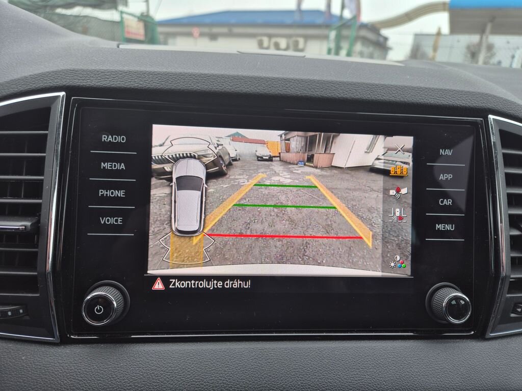 Škoda Karoq SUV 1,5 l 110 kw