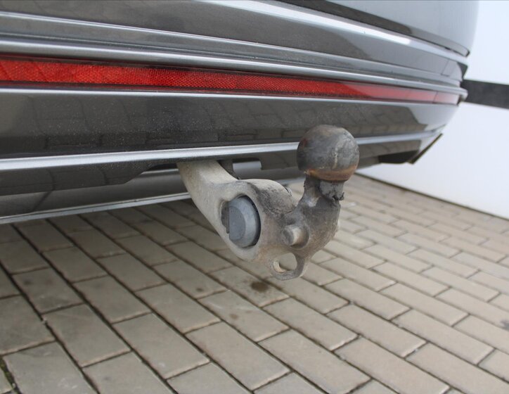 Volkswagen Touareg SUV / Terénní 3,0 l 170 kw