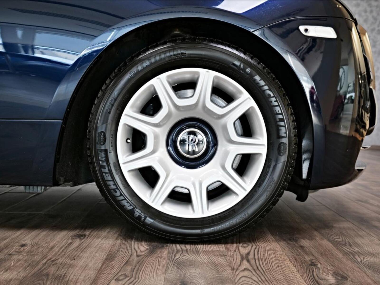 Rolls-Royce Wraith 4