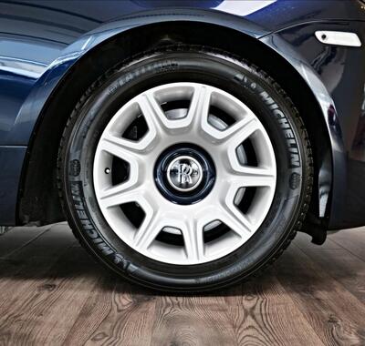 Rolls-Royce Wraith 4