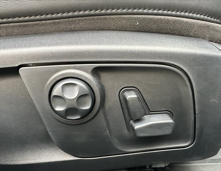 Maserati Ghibli Sedan 3,0 l 316 kw