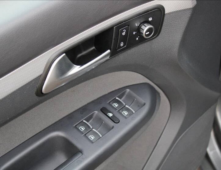 Volkswagen Touran 14