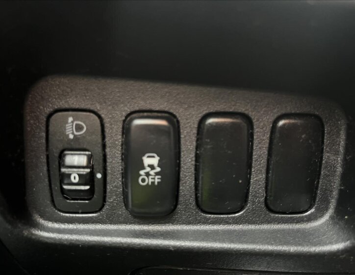 Mitsubishi Outlander 23