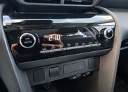 Toyota Yaris Cross 23