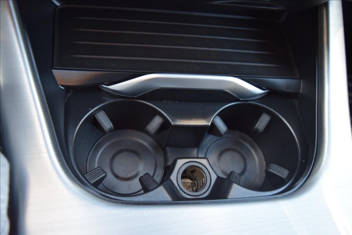 BMW X4 Sedan 2,0 l 140 kw