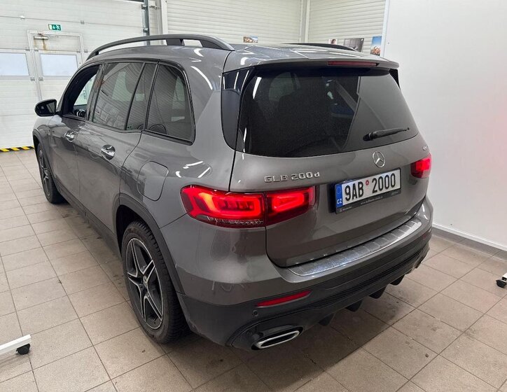 Mercedes-Benz GLB SUV 2,0 l 110 kw