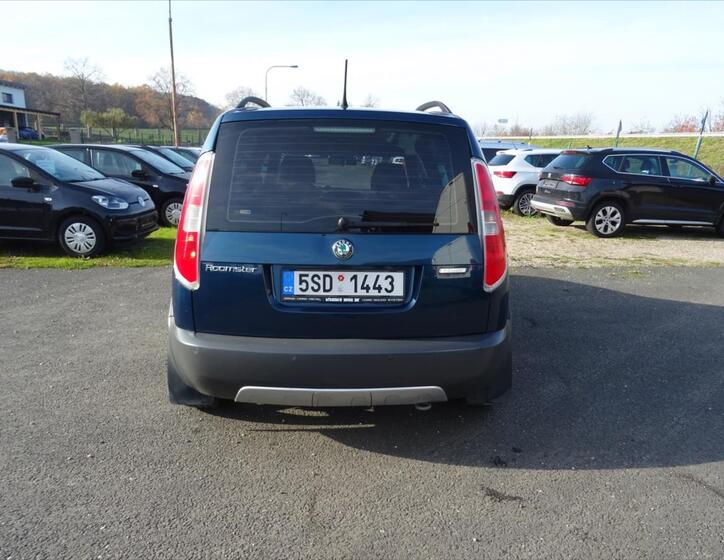 Škoda Roomster 22