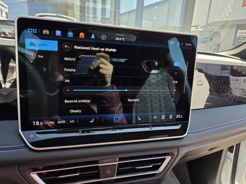 Volkswagen Tiguan SUV / Terénní 2,0 l 195 kw