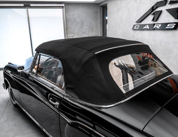 Mercedes-Benz 220 Kabriolet 2,2 l 78 kw