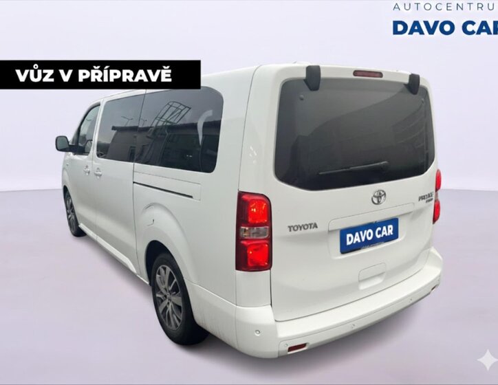Toyota ProAce VAN-Minibus 2,0 l 106 kw