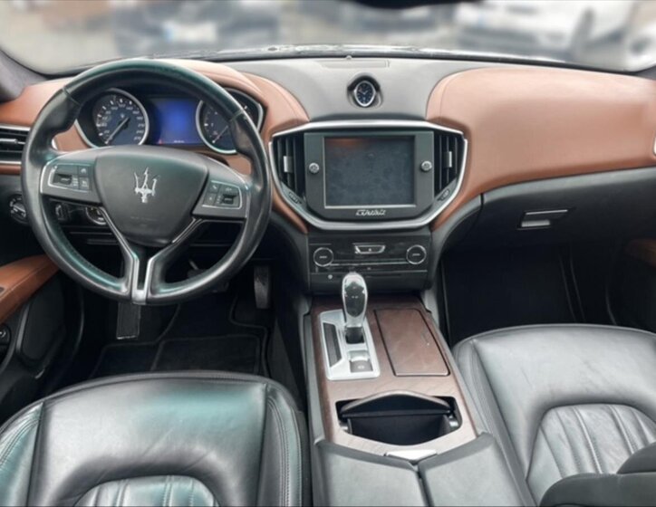 Maserati Ghibli Sedan 3,0 l 202 kw