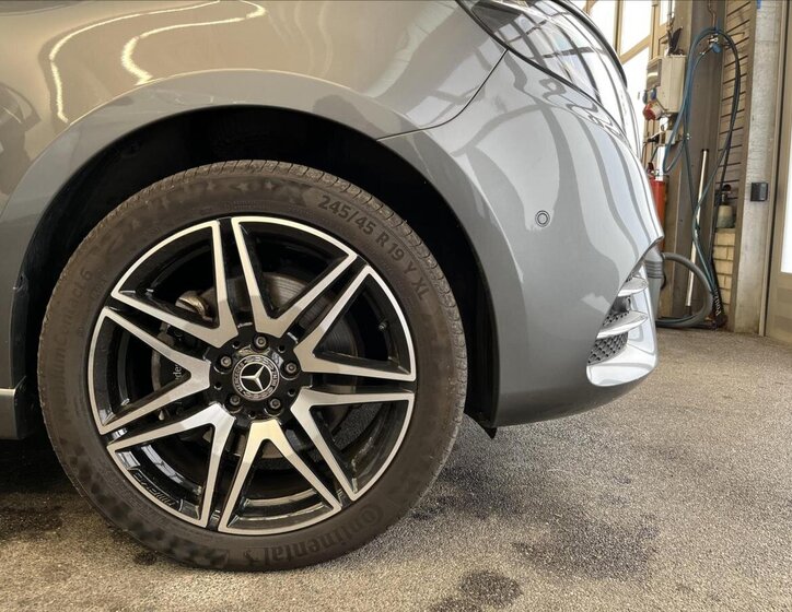 Mercedes-Benz Třídy V MPV 2,0 l 174 kw