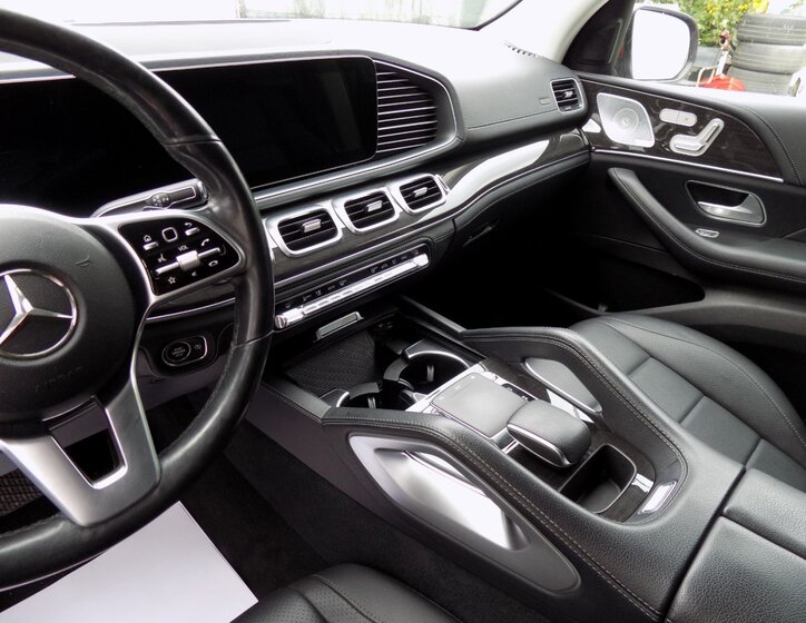 Mercedes-Benz GLE 29