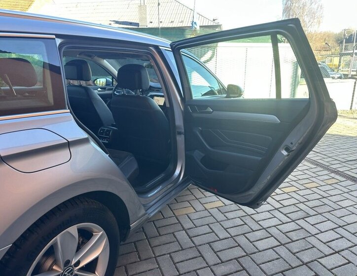 Volkswagen Passat Kombi 2,0 l 110 kw
