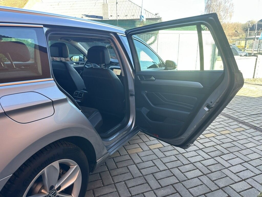 Volkswagen Passat Kombi 2,0 l 110 kw