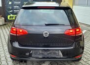 Volkswagen Golf 11