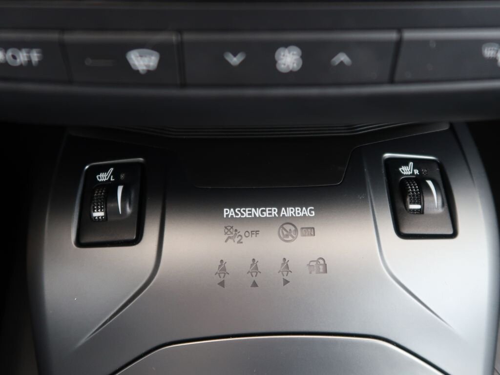 Toyota Avensis Kombi 2,0 l 105 kw