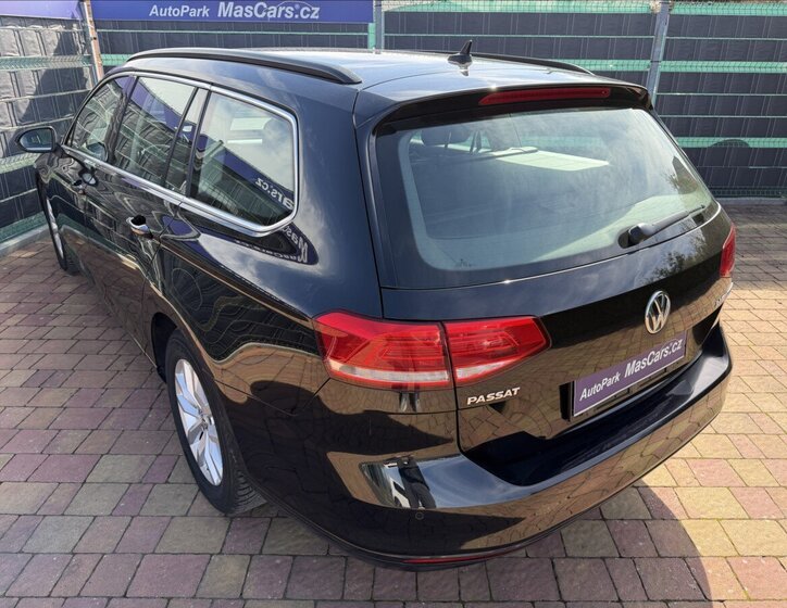 Volkswagen Passat Kombi 2,0 l 110 kw