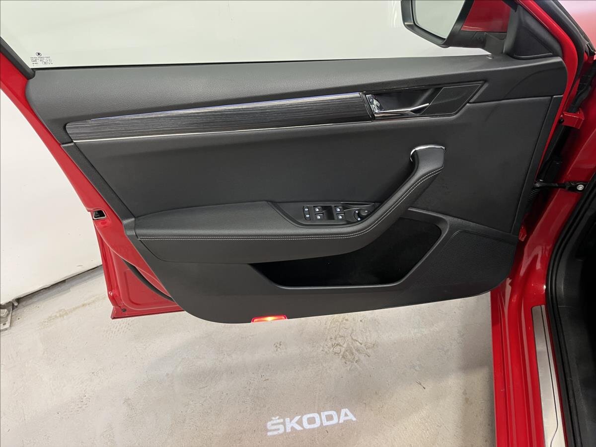 Škoda Superb Kombi 2,0 l 147 kw