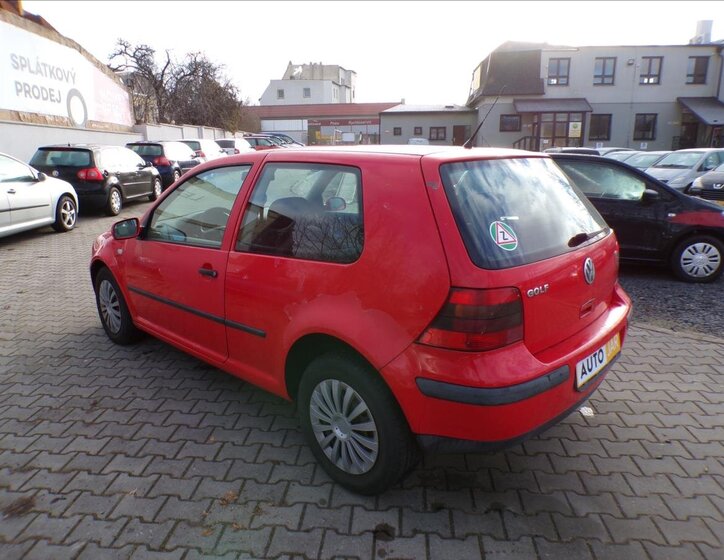Volkswagen Golf 4