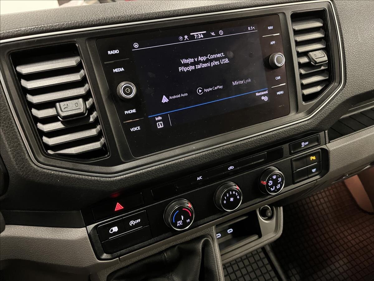 Volkswagen Crafter Skříň 2,0 l 103 kw