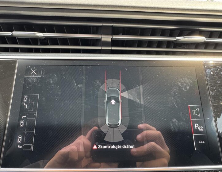 Audi SQ7 Kombi 4,0 l 320 kw