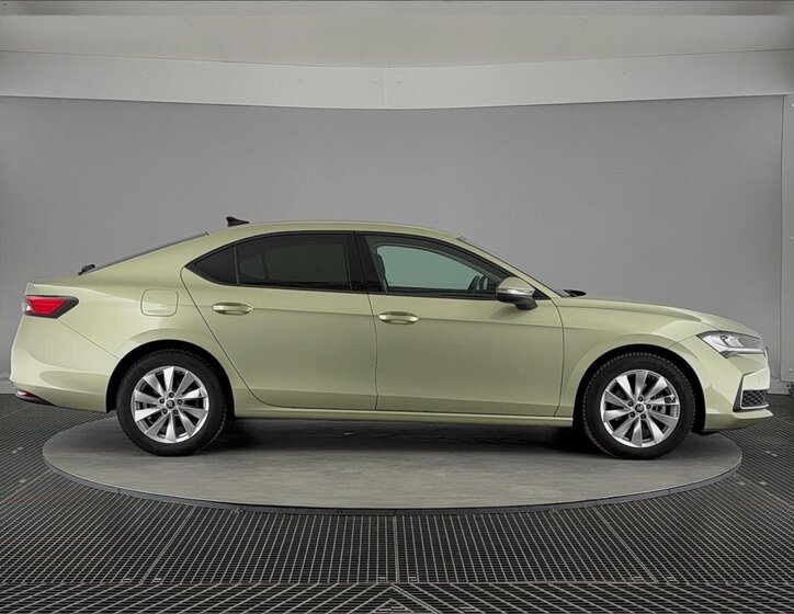 Škoda Superb Liftback 2,0 l 110 kw